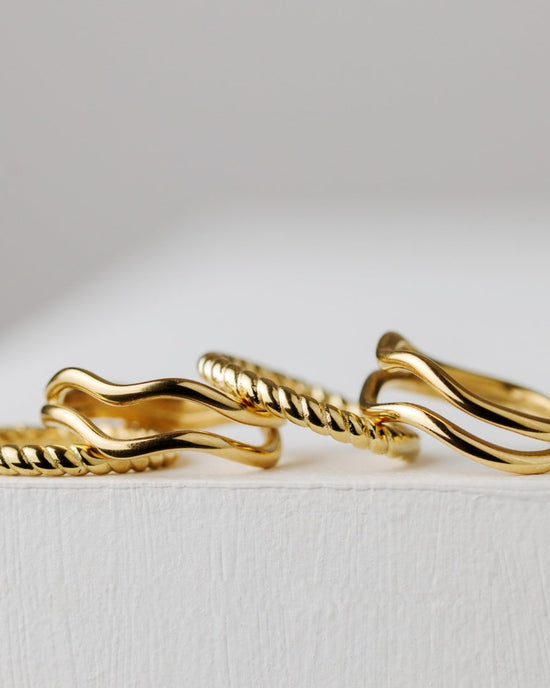 Endless Twist Ring Roségold