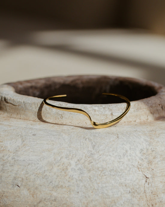 Tides Bangle Gold