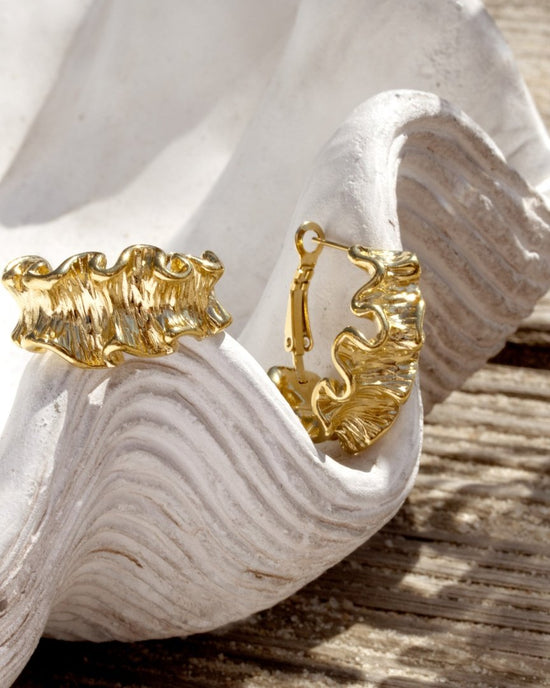 Cute Coral Hoops Gold