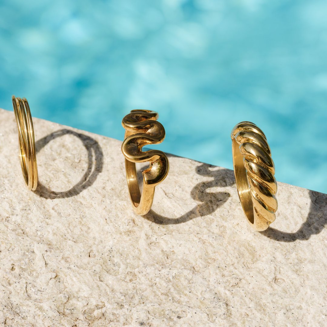 [[Farbe:Gold]]