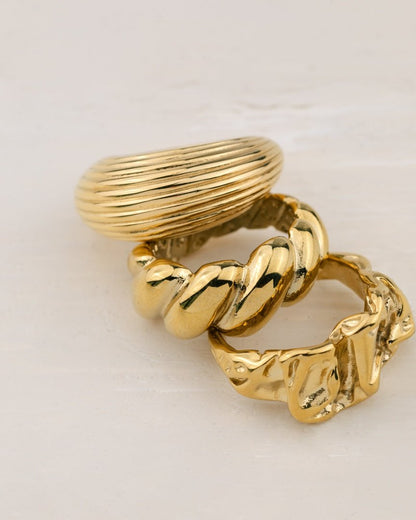 Crinkled Ring Gold