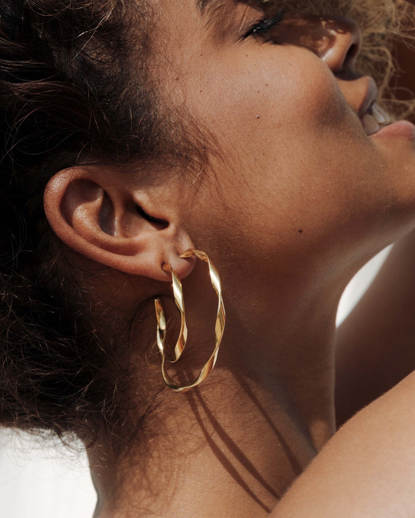 [[Farbe:Gold]]