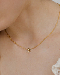 [[Farbe:Gold,Tragebild]]
