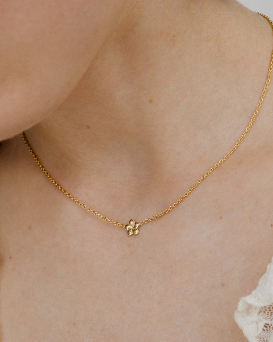 Floral Glow Choker Gold