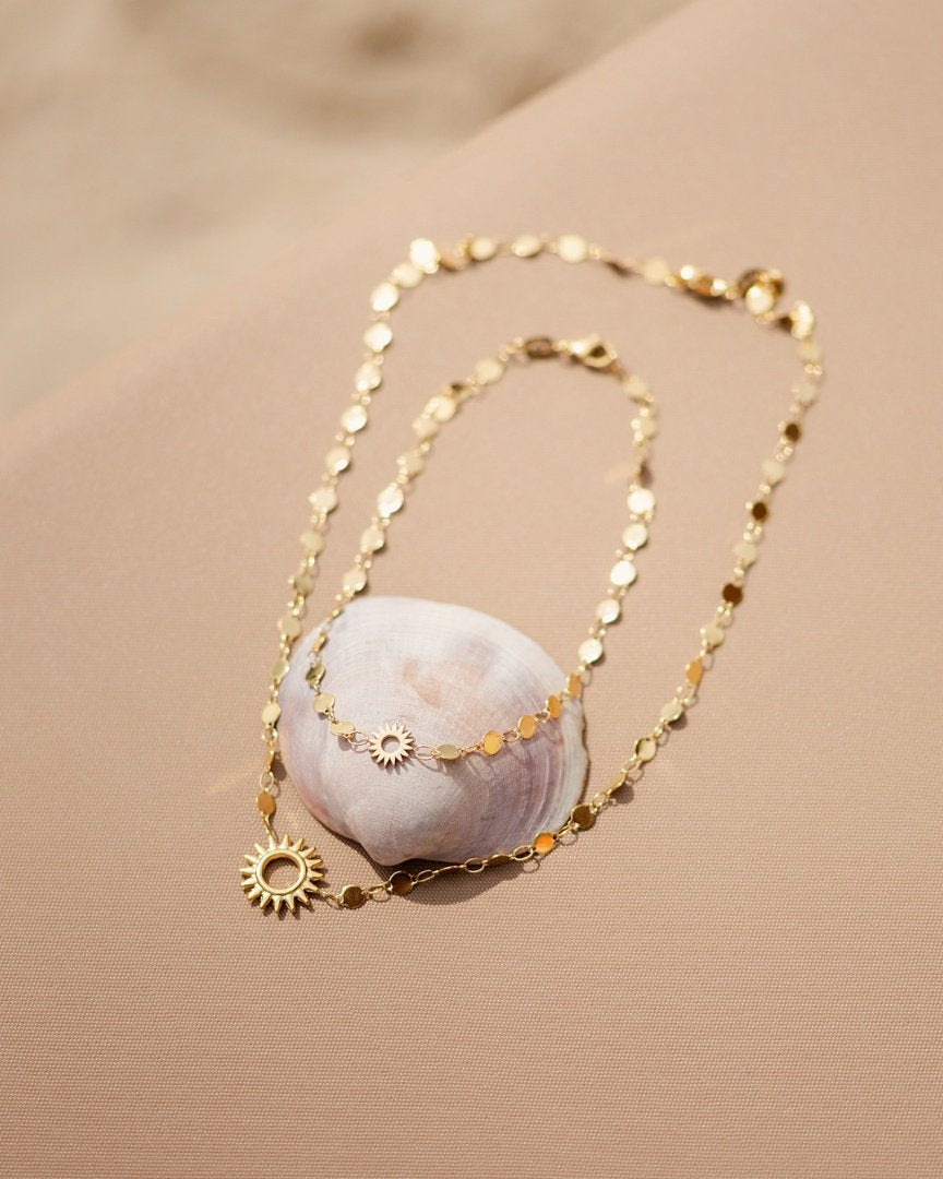 [[Farbe:Gold]]