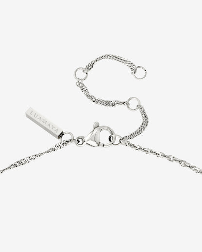 Future is female Necklace Silber