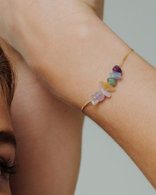 Empowering Emelie Bracelet Gold
