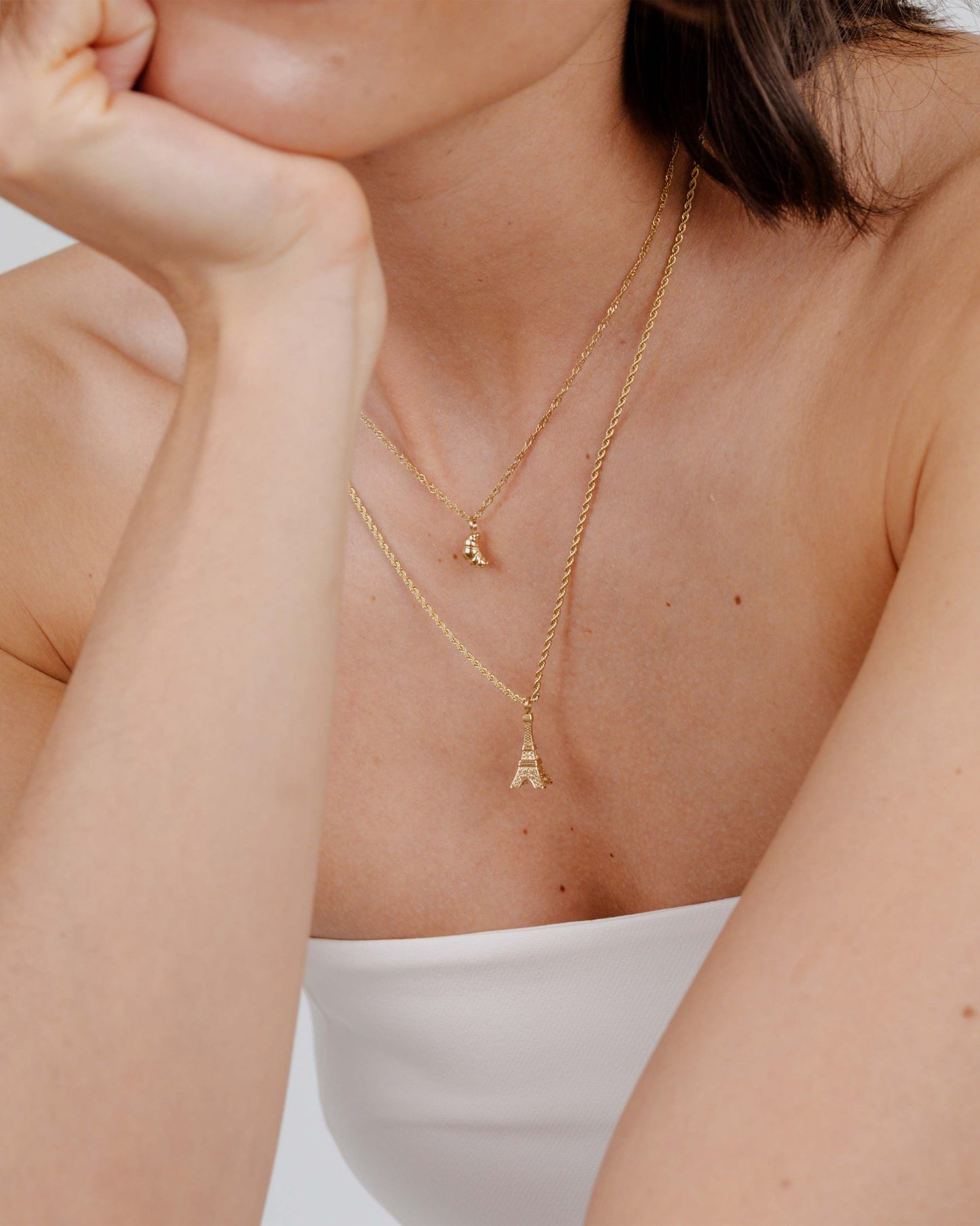 [[Farbe:Gold,shopthelook]]