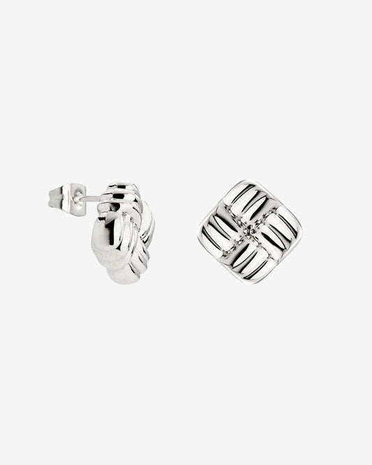 Granny Button Studs Small Silber