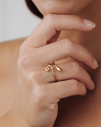 [[Farbe:Gold,Tragebild]]