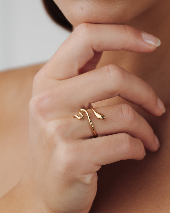 Slim Snake Ring Gold