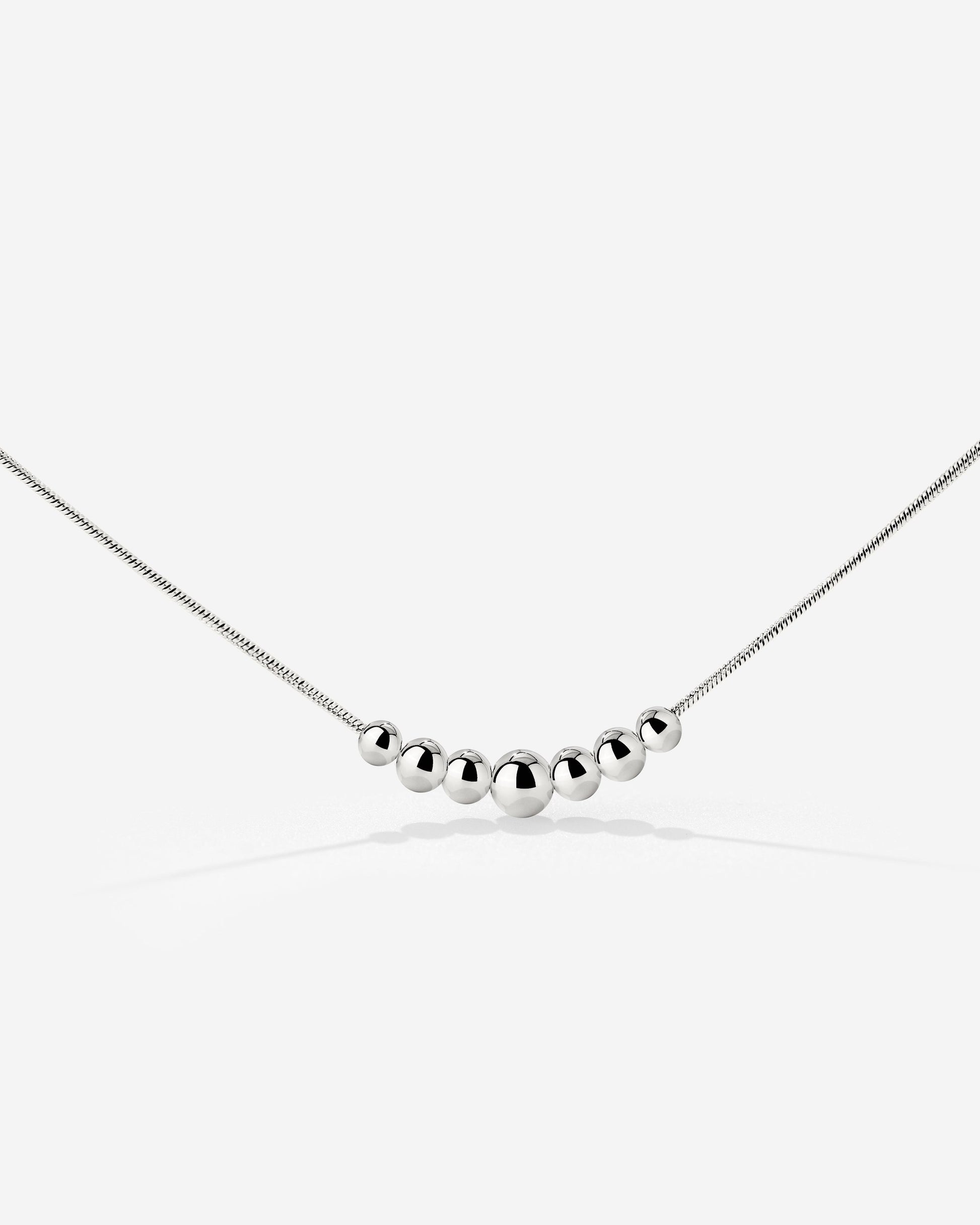 Curvy Beads Choker Silber