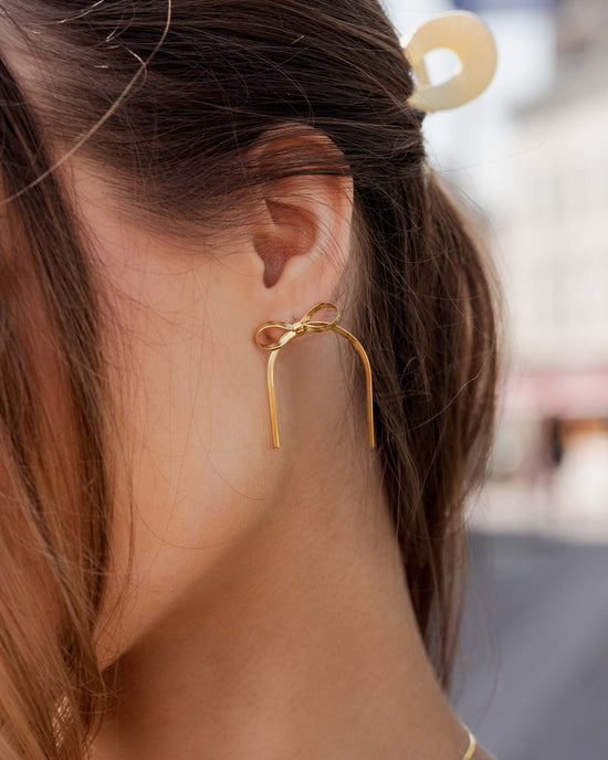 Sweet Bow Earrings Gold