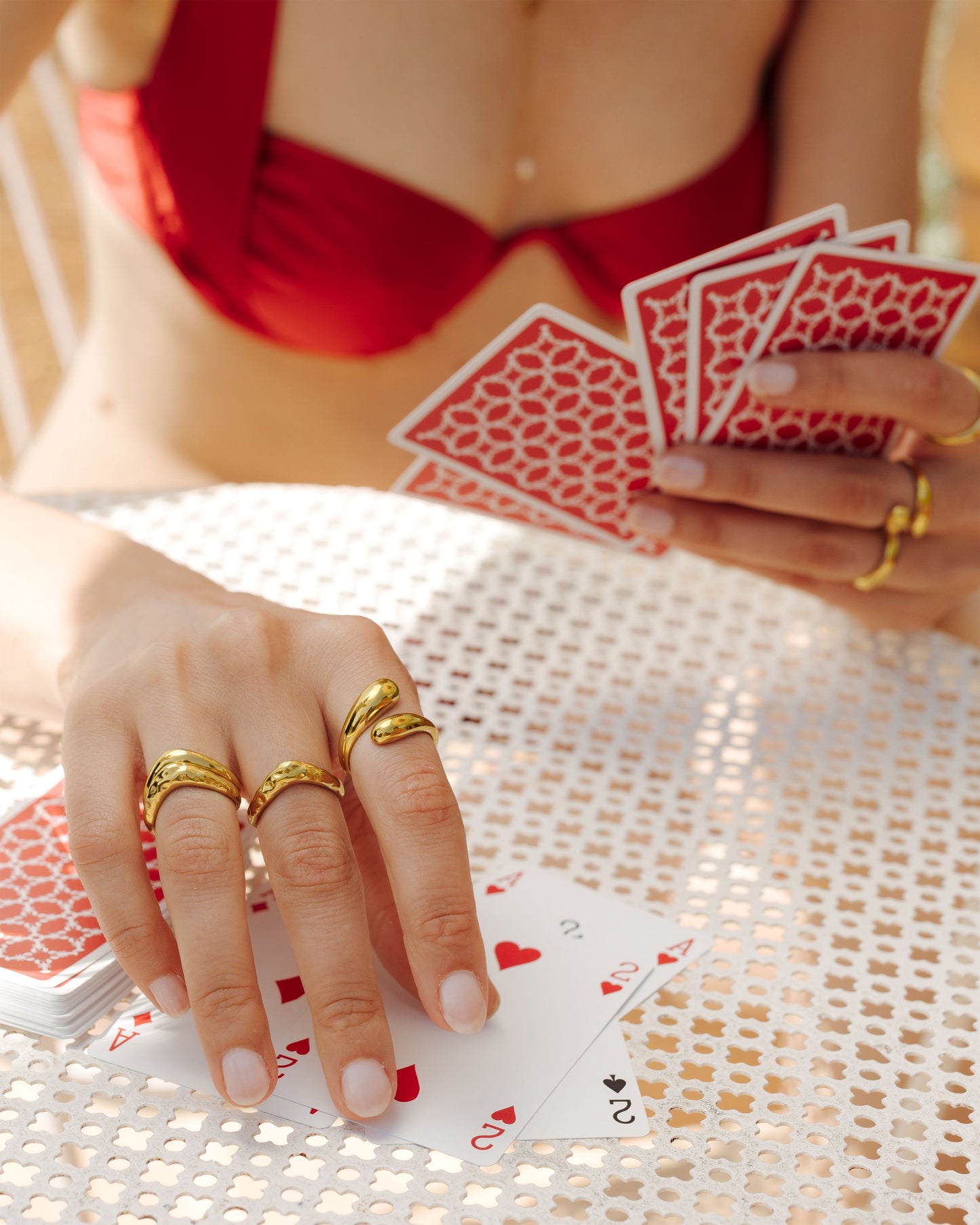 [[Farbe:Gold,shopthelook]]