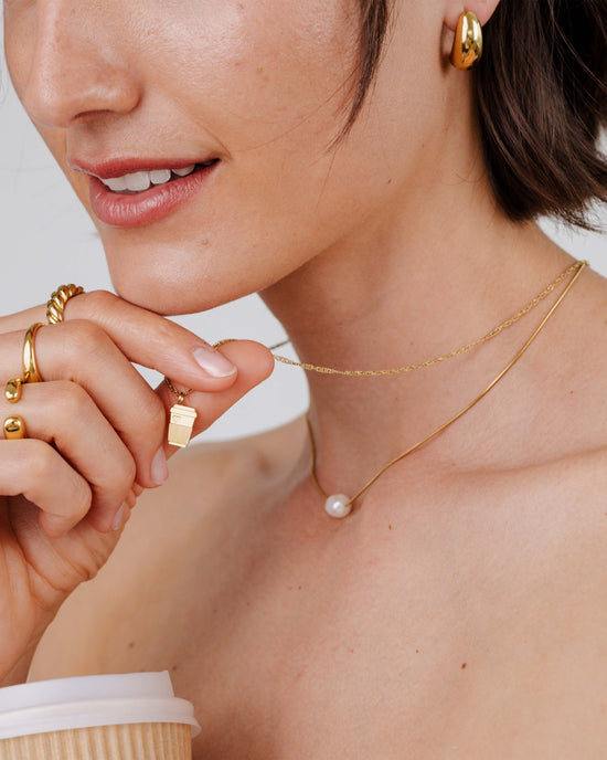 Petit Café Necklace Gold
