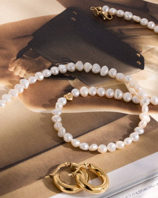 Retro Love Pearl Necklace Silber