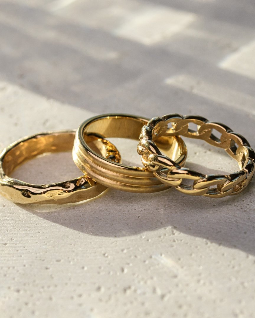 [[Farbe:Gold]]