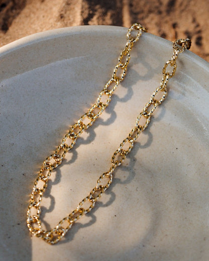 Fantasy Chain Necklace Gold