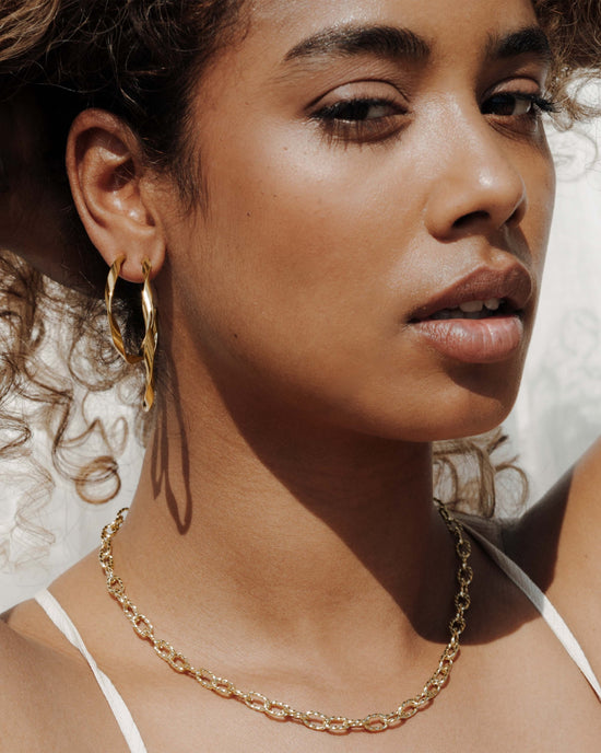 Sahira Hoop Studs Large Gold