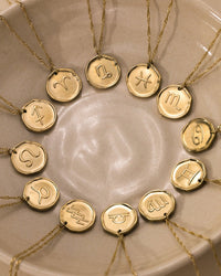 [[Farbe:Gold]]