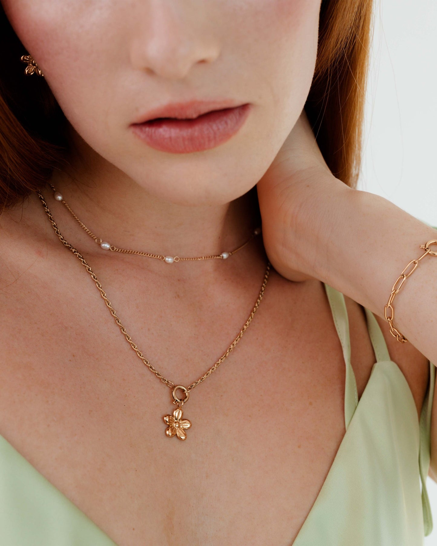 [[Farbe:Roségold,shopthelook]]