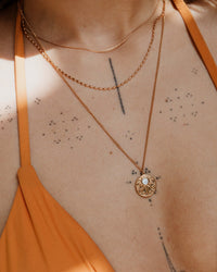 [[Farbe:Roségold,shopthelook]]