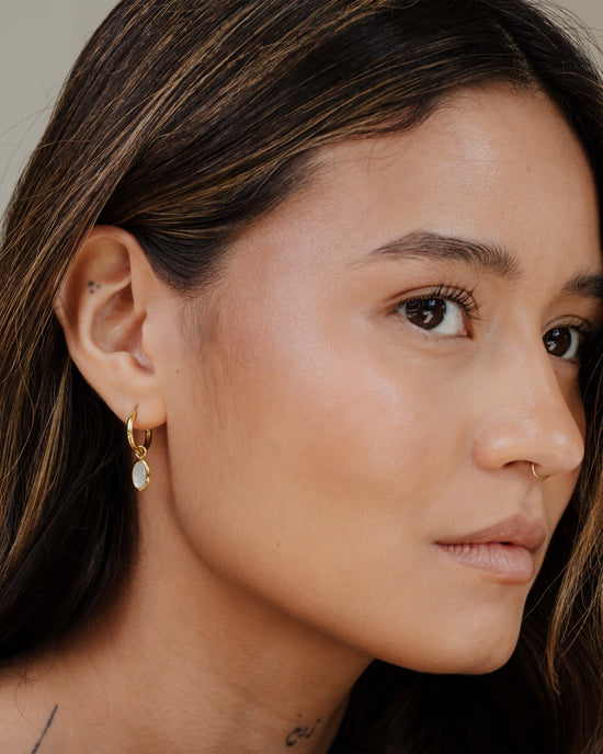 Mother of Pearls Hoop Set Gold