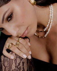 [[Farbe:Gold,shopthelook]]