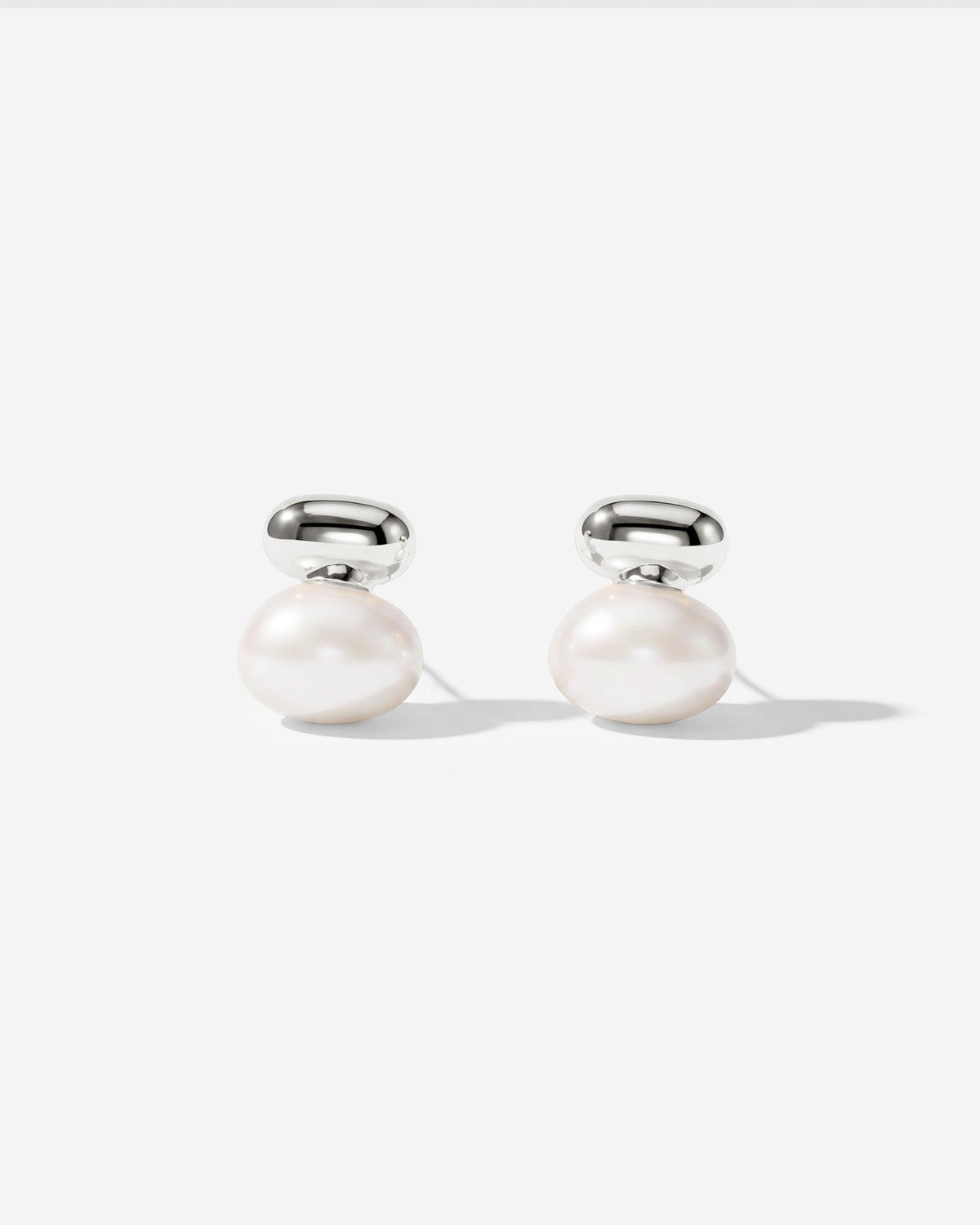 Pearl Essence Studs