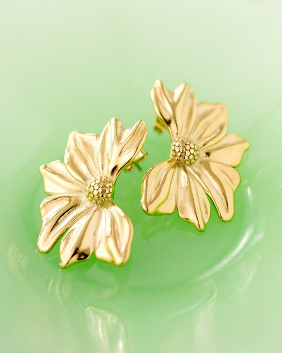 Eternal Bloom Studs Roségold