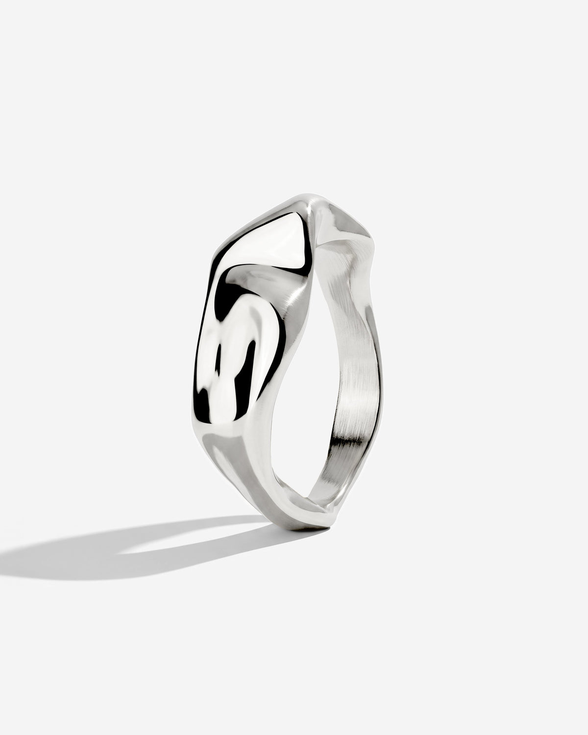 [[Color:Silver]]