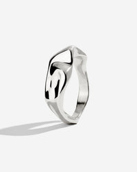 [[Color:Silver]]