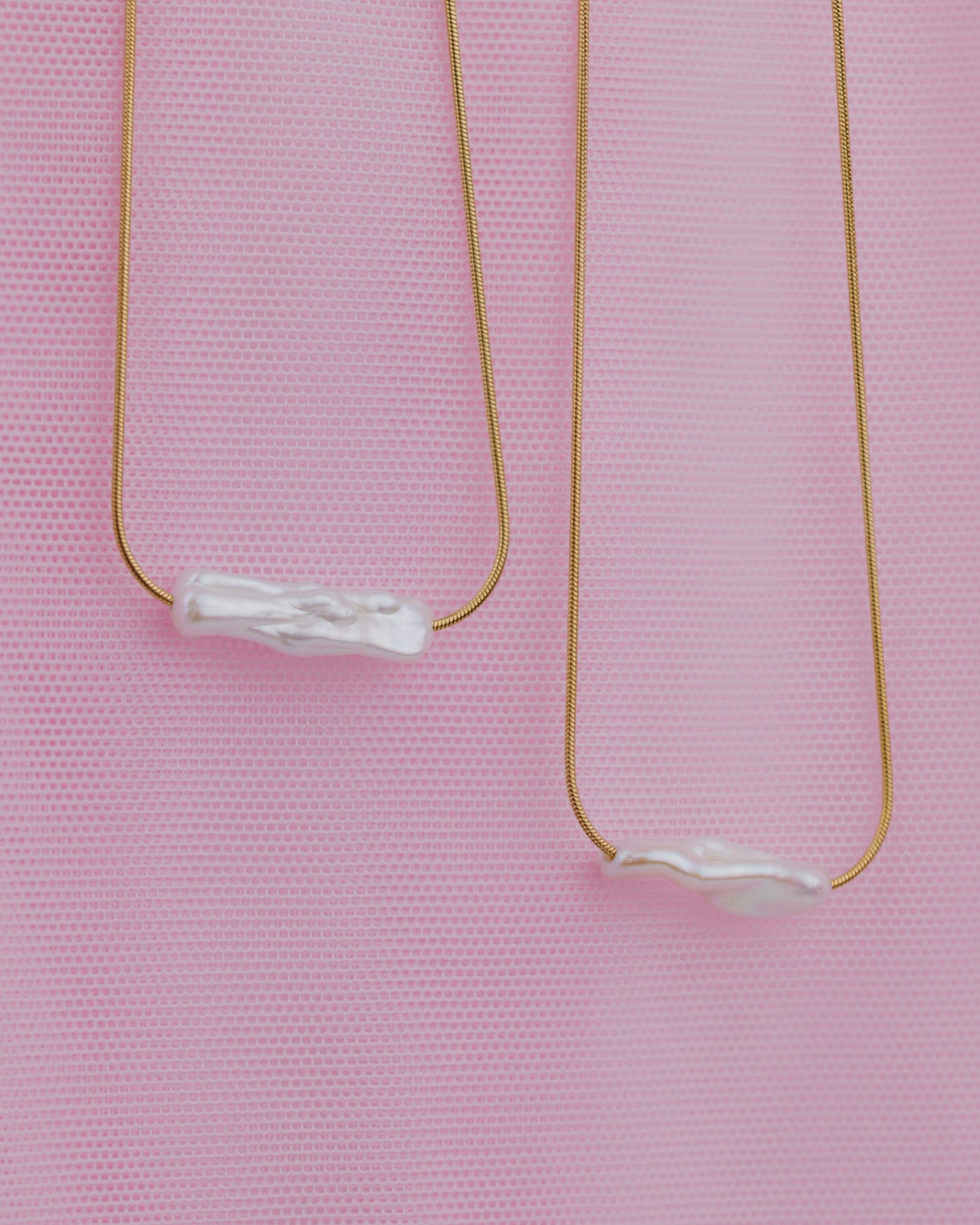 Luminous Pearl Choker Gold