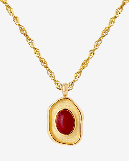 Scarlet Treasure Necklace Gold