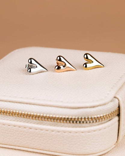 Flowy Heart Studs Small Gold