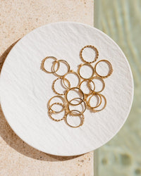 Tiny Romance Ring Gold