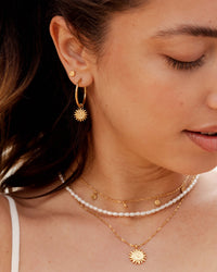 [[Farbe:Gold,shopthelook]]