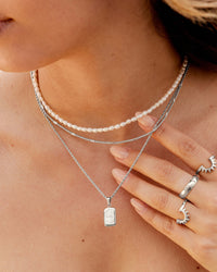 [[Farbe:Silber,shopthelook]]