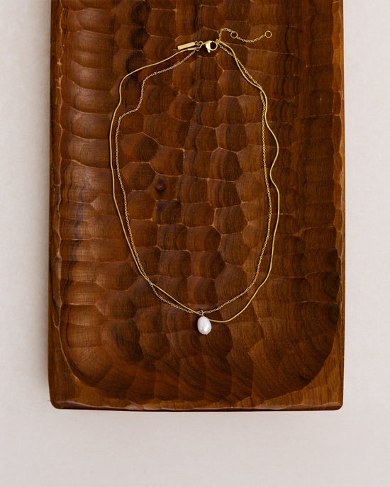 Pearl Embrace Necklace