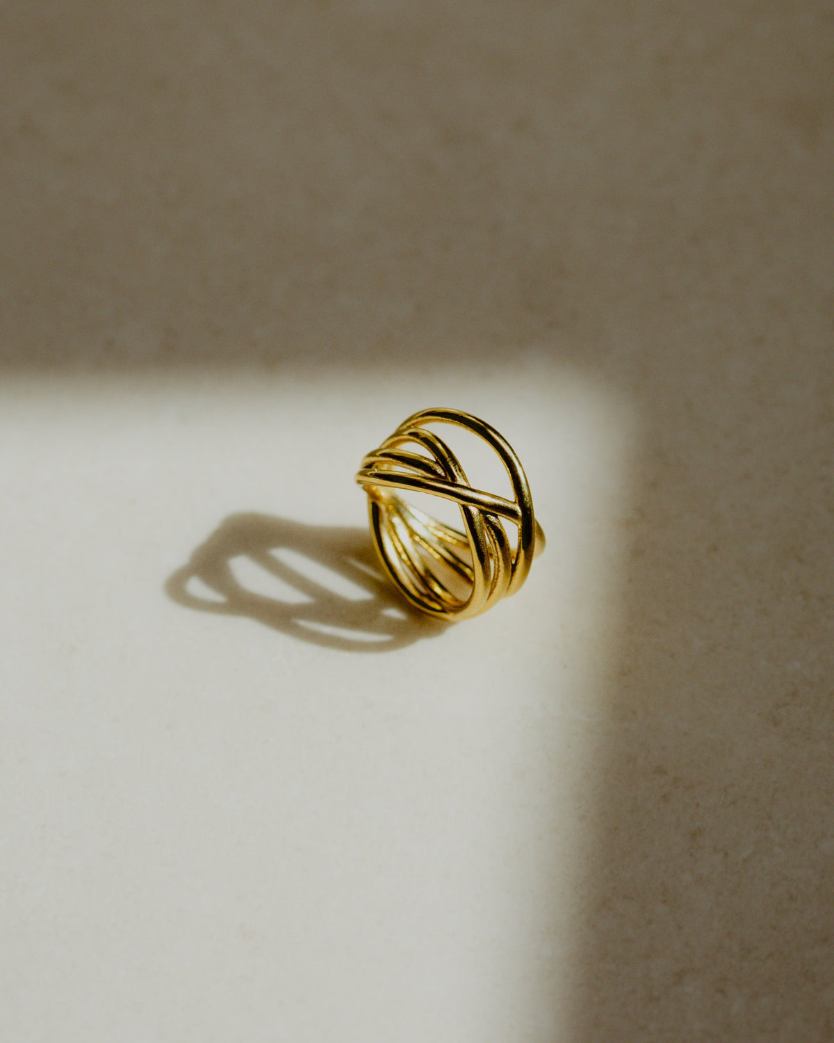 Intertwined Ring Gold