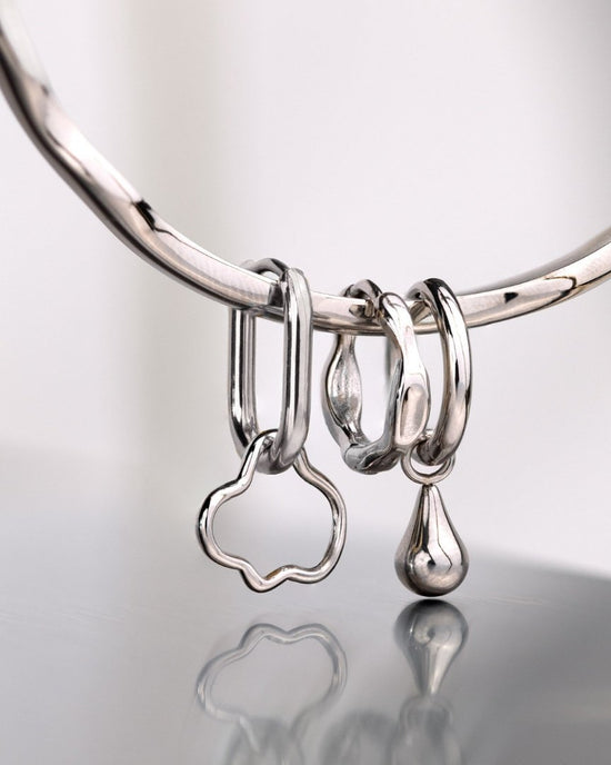 Liquid Shape Hoopies Silber