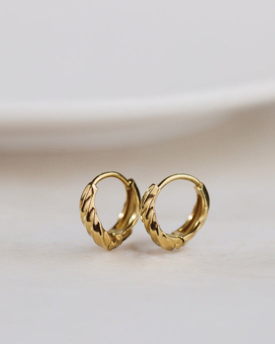Mini Twist Hoops Gold