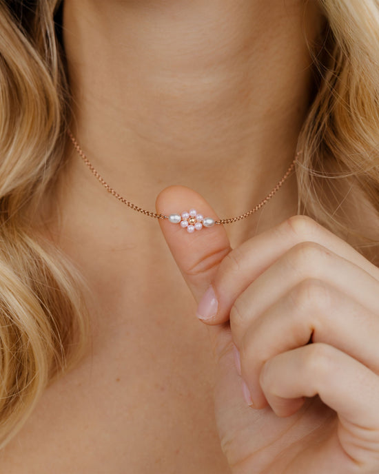 Pretty Pink Daisy Necklace Roségold