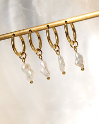 [[Farbe:Gold]]