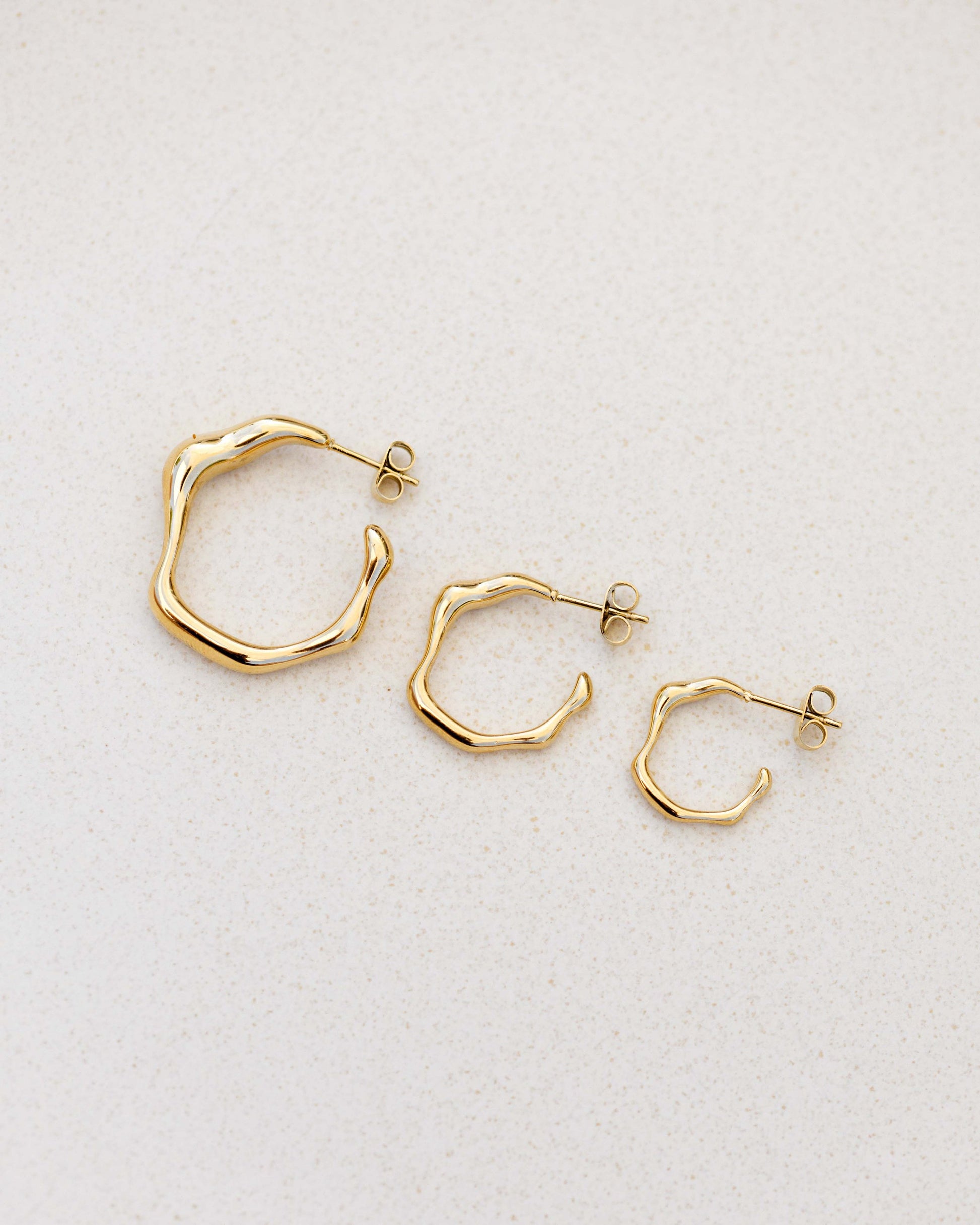 Solar Wave Hoops Studs Medium