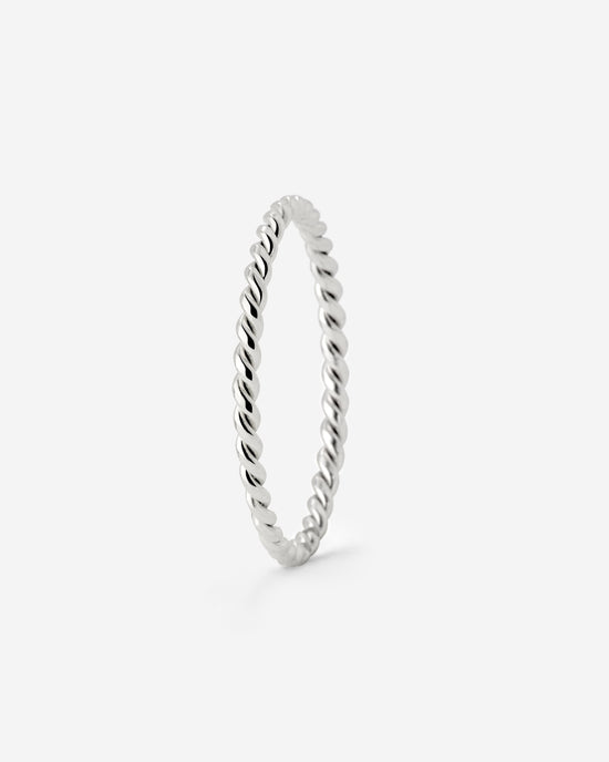 Linda Ring Silber