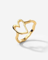Flowy Heart Ring Gold