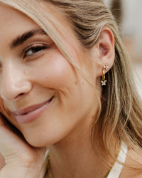 [[Color:Gold,shopthelook]]