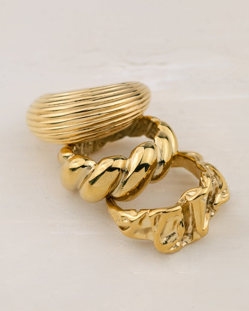 [[Farbe:Gold]]