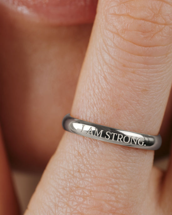 I am strong Ring Silber
